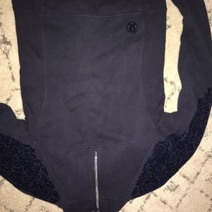 Lululemon pullover sweatshirt